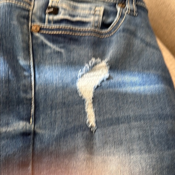 NWOT KanCan Classic Blue Distressed Jeans 26 - Picture 6 of 11